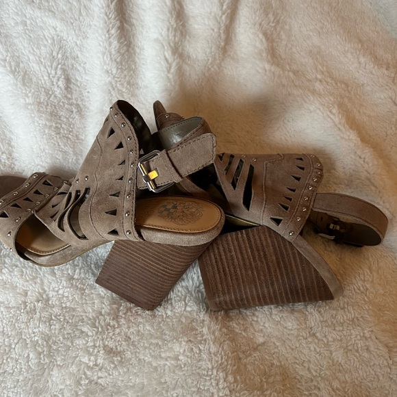 Vince Camuto Suede Heels - Picture 3 of 5